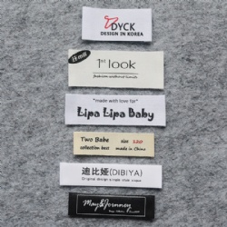 Custom Private Black White Tshirt Garment Clothing Print Label